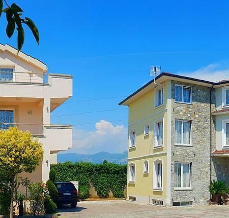 Hotel Emigranti Shkodër Esterno foto