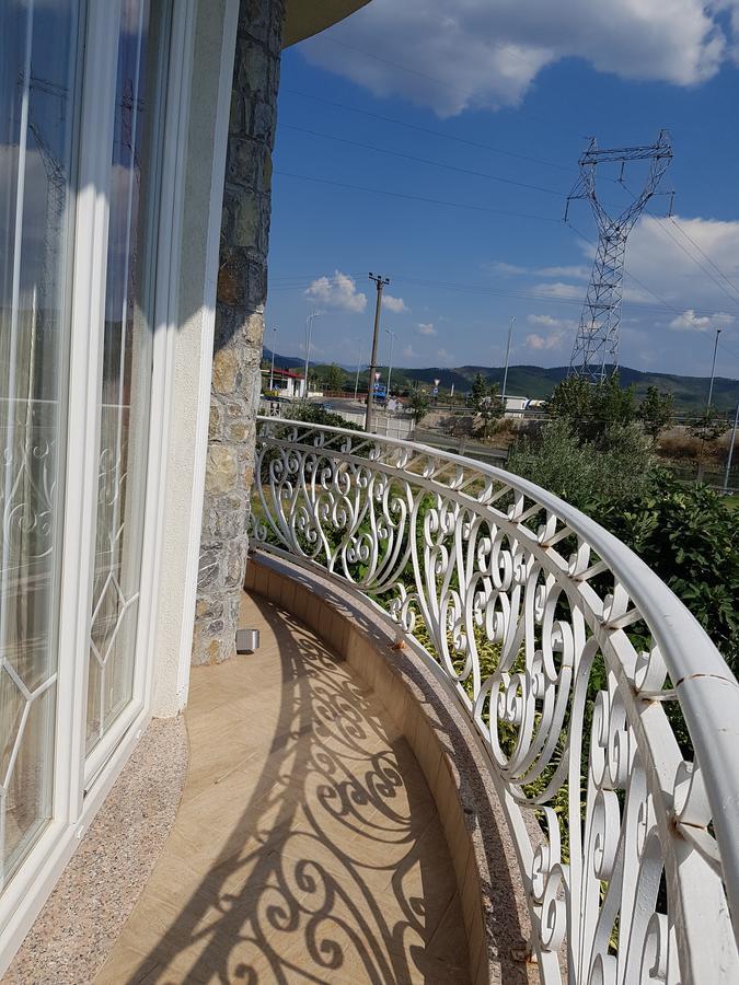 Hotel Emigranti Shkodër Esterno foto